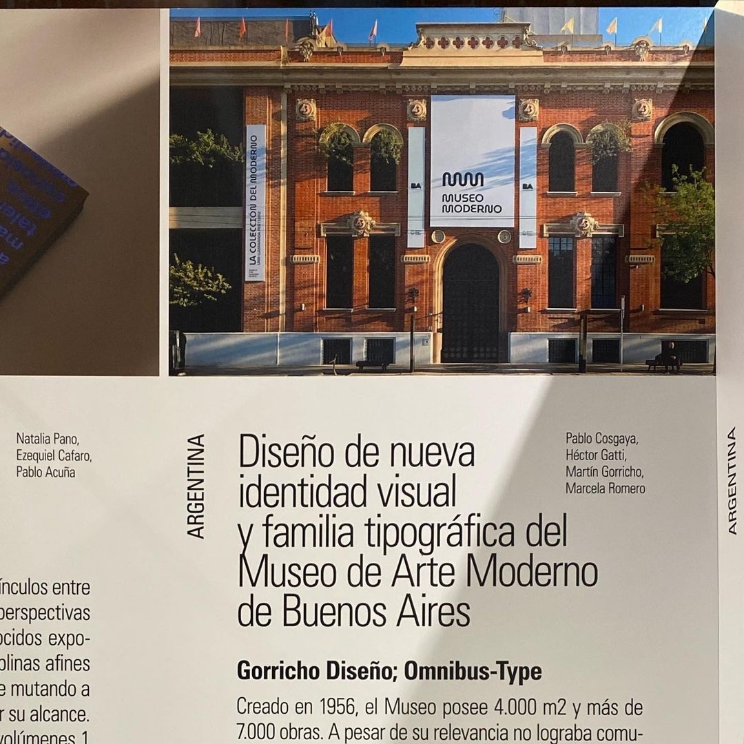 Diseño de identidad del Museo de Arte Moderno de Buenos Aires en la Bienal BID Madrid