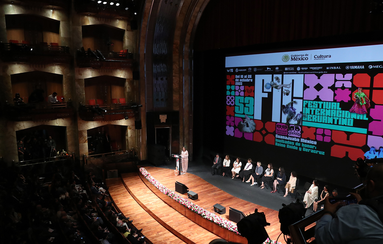 Presentación identidad Festival Internacional Cervantino