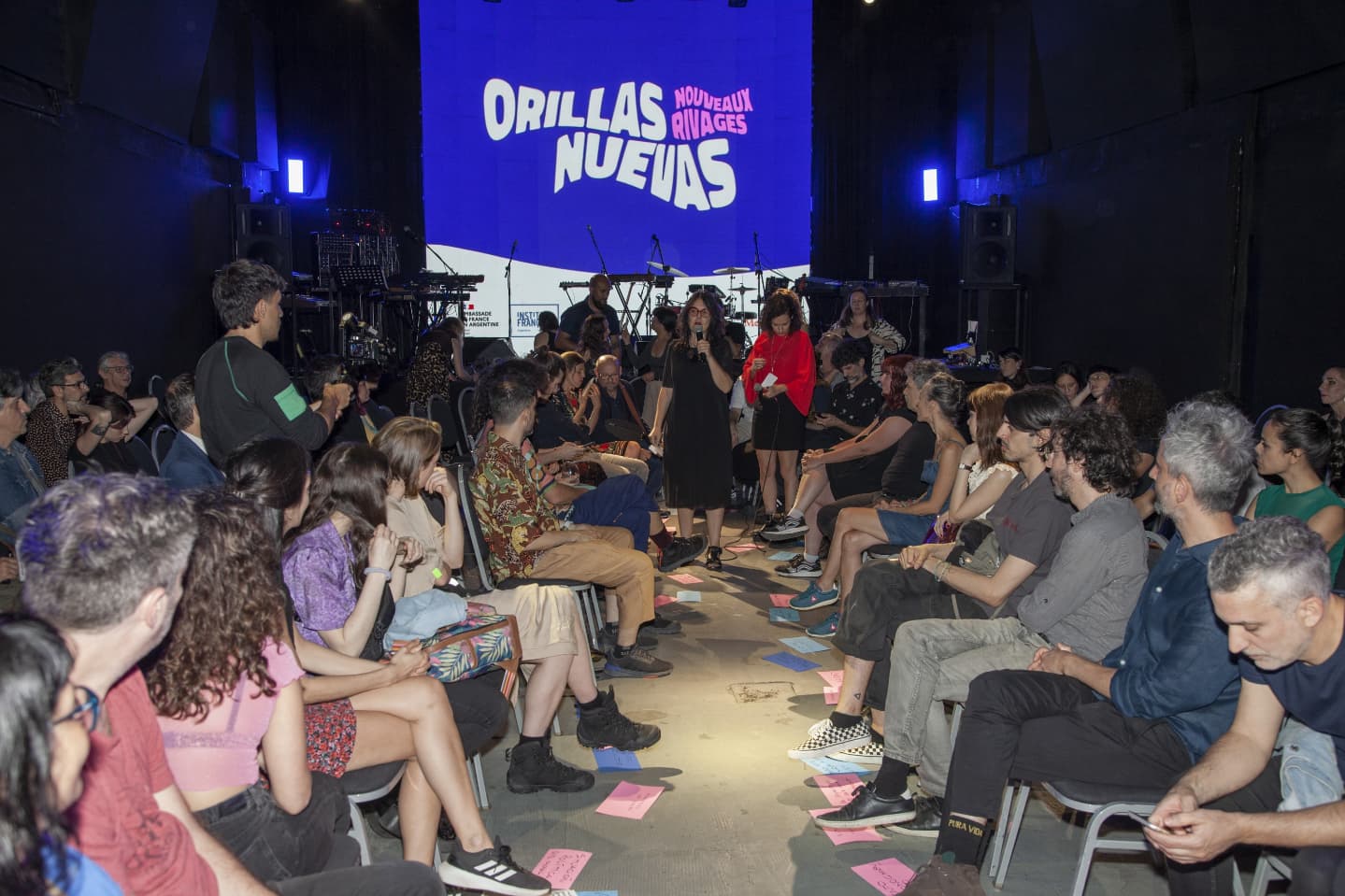 Diseño de identidad Orillas Nuevas ~ Nouveaux Rivages